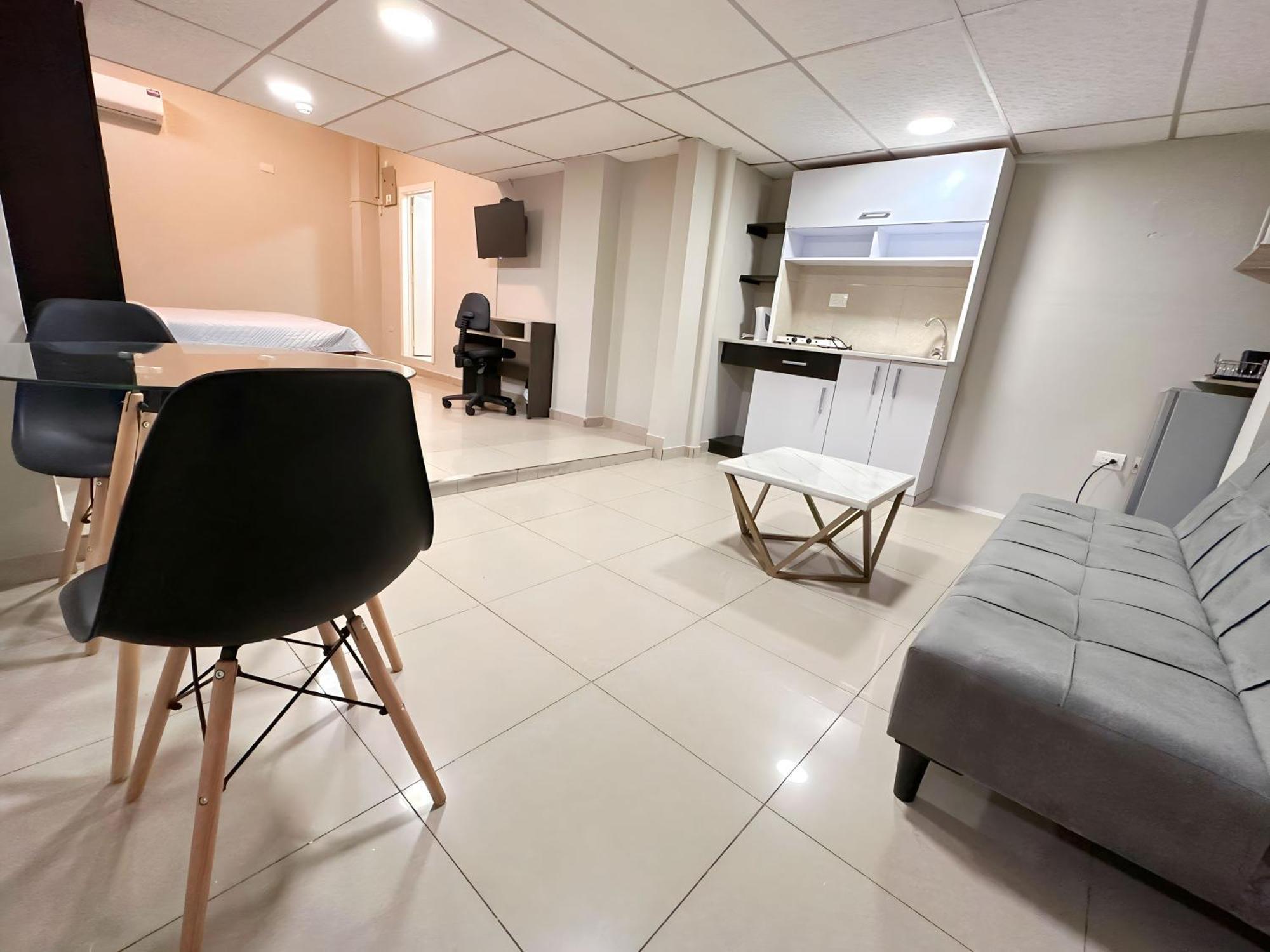 Hostal Posada Del Sol جواياكيل المظهر الخارجي الصورة
