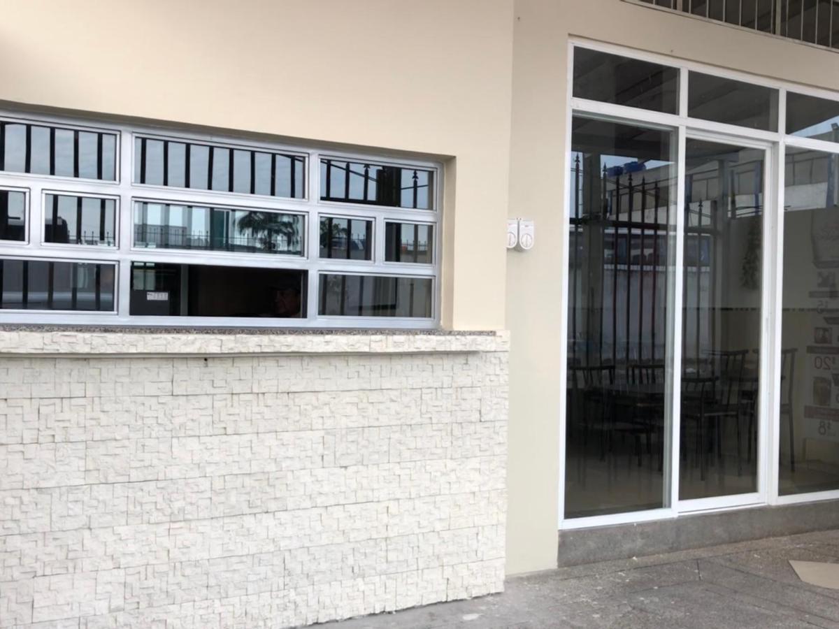 Hostal Posada Del Sol جواياكيل المظهر الخارجي الصورة